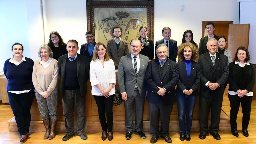 Participan especialistas das universidades de Santiago e de Chile. Foto: Santi Alvite Participan especialistas das universidades de Santiago e de Chile. Foto: Santi Alvite