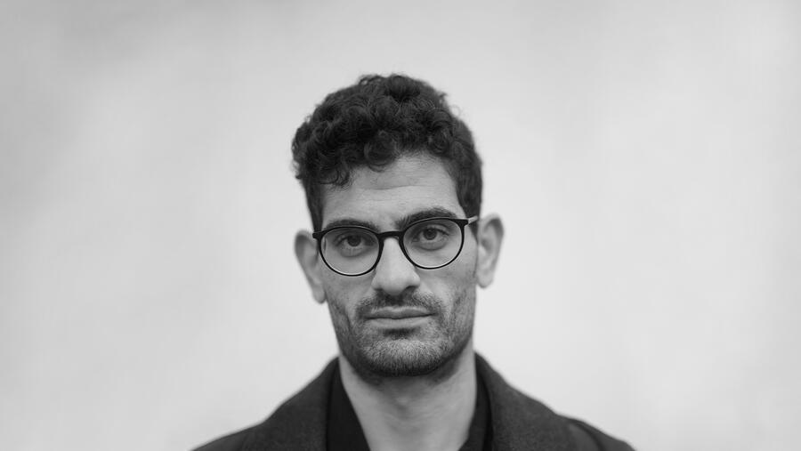 Adra Pallón is the person behind Lumes, a photographic project about rural depopulation in the province of Lugo Adra Pallón is the person behind Lumes, a photographic project about rural depopulation in the province of Lugo