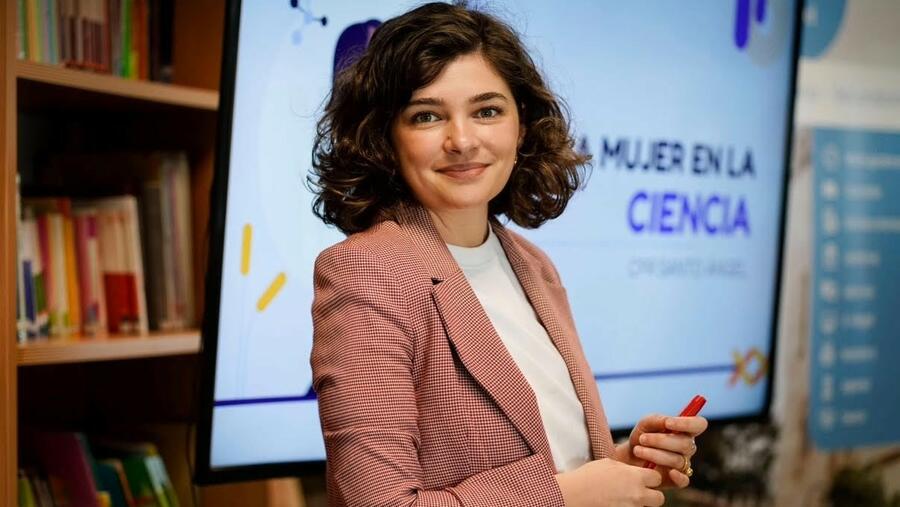 María López de la Calle works closely with the Secretary of State for Agriculture and Food as Technical Advisor to her Cabinet