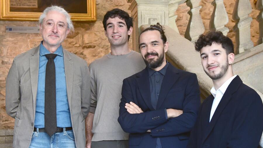 De esquerda a dereita, Gonzalo Rodríguez, Fernando de la Torre, Hugo M. Ballesteros e Rubén Boga. Foto: Santi Alvite De esquerda a dereita, Gonzalo Rodríguez, Fernando de la Torre, Hugo M. Ballesteros e Rubén Boga. Foto: Santi Alvite