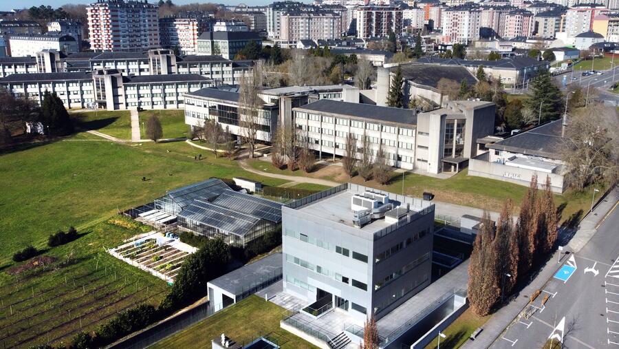 A iniciativa quere promover o retorno a territorios rurais e apoiar as empresas asentadas nel. Imaxe aérea do edificio CACTUS do Campus de Lugo. FOTO: Santi Alvite A iniciativa quere promover o retorno a territorios rurais e apoiar as empresas asentadas nel. Imaxe aérea do edificio CACTUS do Campus de Lugo. FOTO: Santi Alvite