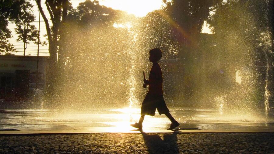 Na segunda metade do século as vagas de calor na Península e Baleares serán moito máis intensas Na segunda metade do século as vagas de calor na Península e Baleares serán moito máis intensas
