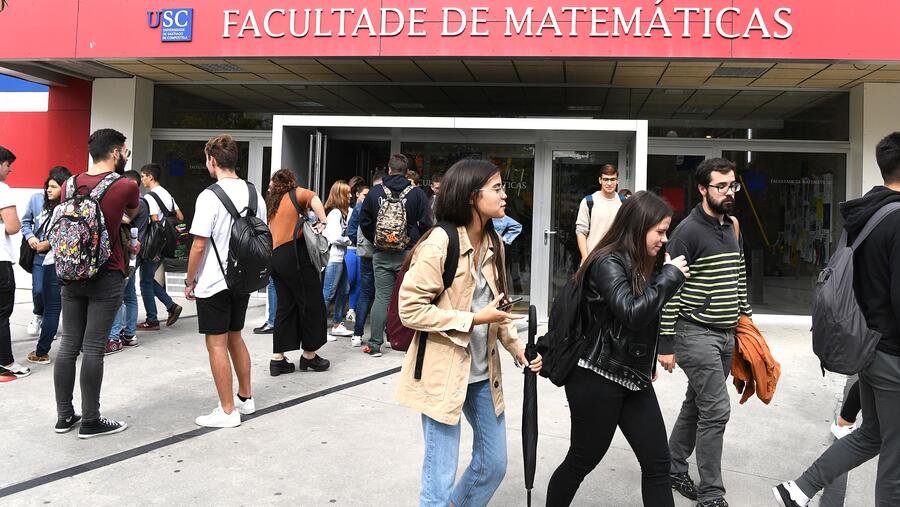 A Xunta de Facultade insta a Xunta de Galicia a reconsiderar esta decisión. Foto: Santi Alvite A Xunta de Facultade insta a Xunta de Galicia a reconsiderar esta decisión. Foto: Santi Alvite