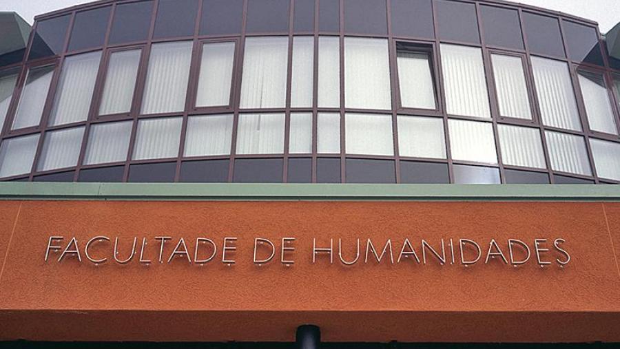 Fachada da Facultade de Humanidades do campus de Lugo Fachada da Facultade de Humanidades do campus de Lugo